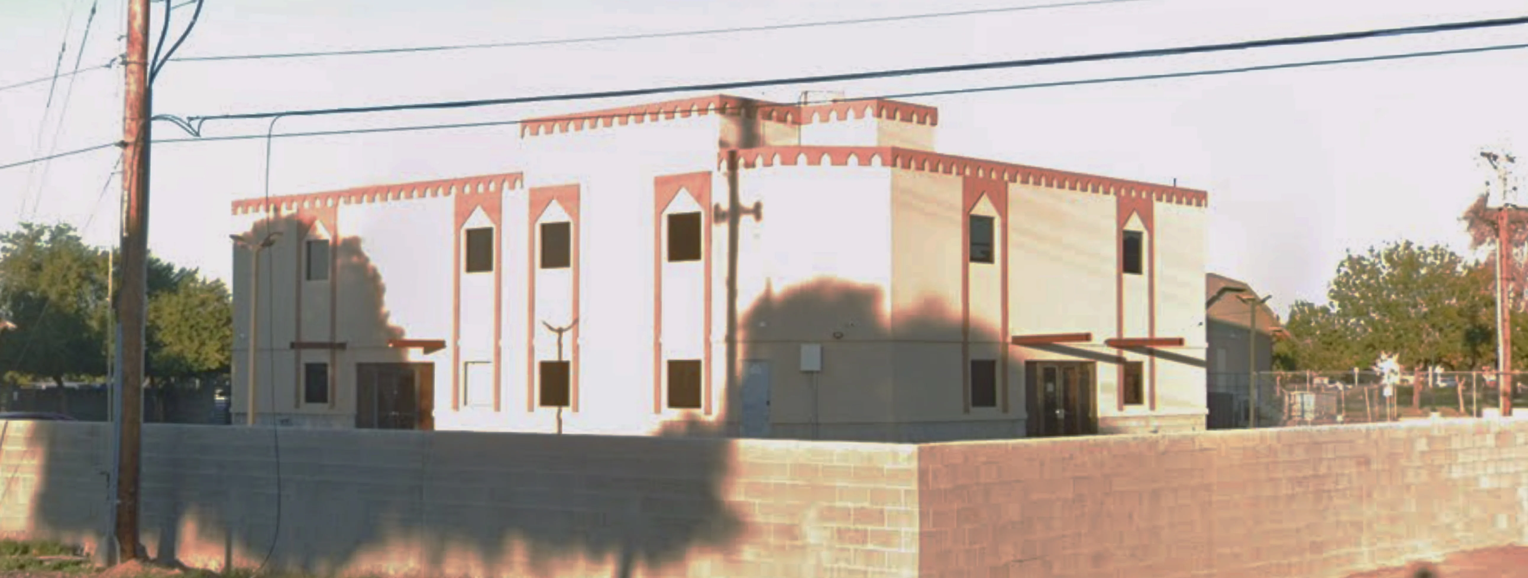 Exterior view of Islamic Center of Laveen Phoenix building